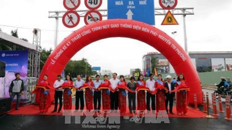 Da Nang opens traffic to tunnel ahead of APEC 2017