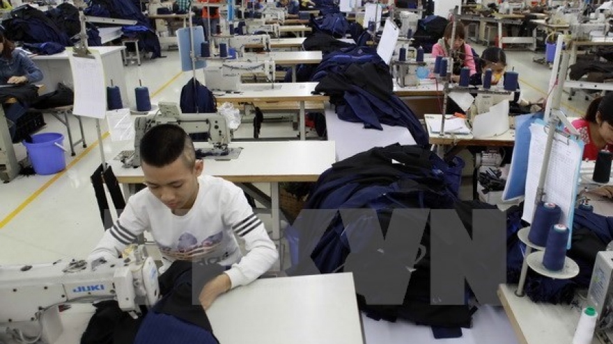 Vietnamese apparel firms receive full orders until March