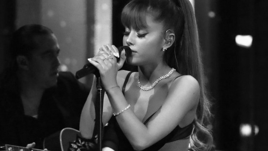 Ariana Grande cancels Saigon concert at last minute 'due to illness'