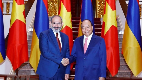 Armenian PM concludes official visit to Vietnam