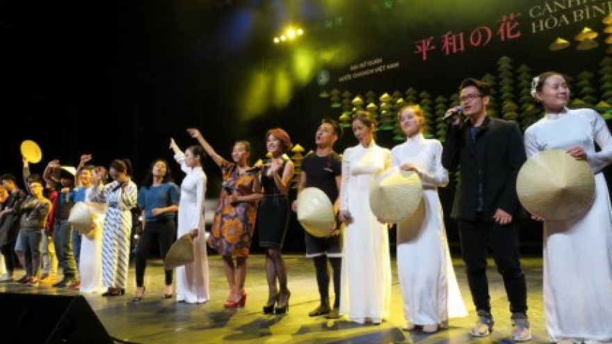 Art event highlights Vietnam’s aspiration for peace