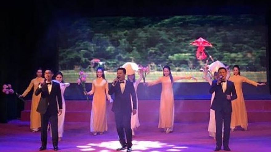 Hanoi art programme promotes international friendship