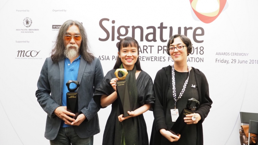 Vietnamese visual artist wins US$44,000 Signature Art Prize