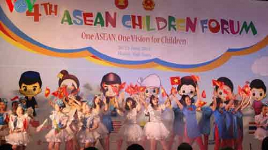 Fourth ASEAN Children Forum closes in Hanoi