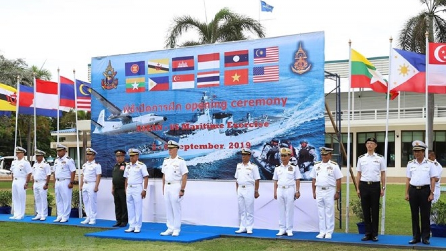 Vietnam attends ASEAN-US naval exercise in Thailand