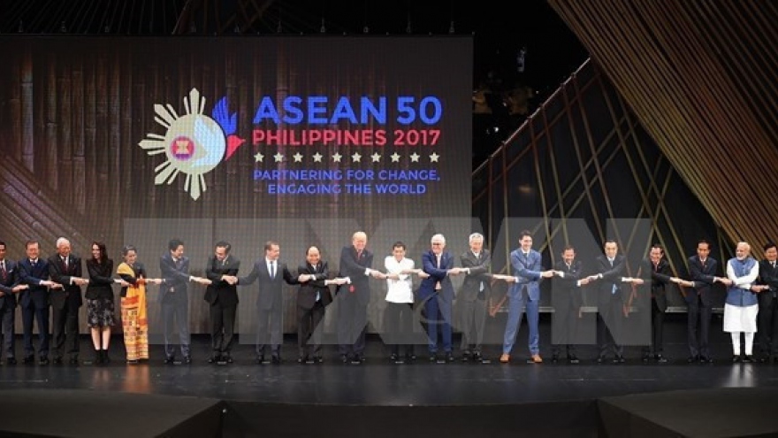 ASEAN, China to make East Sea region more peaceful, stable