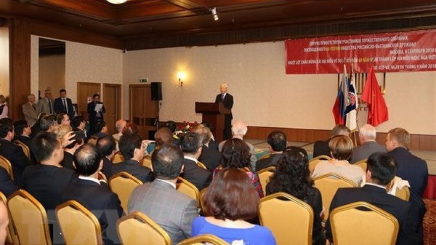 Party chief praises role of Russia-Vietnam Friendship Association
