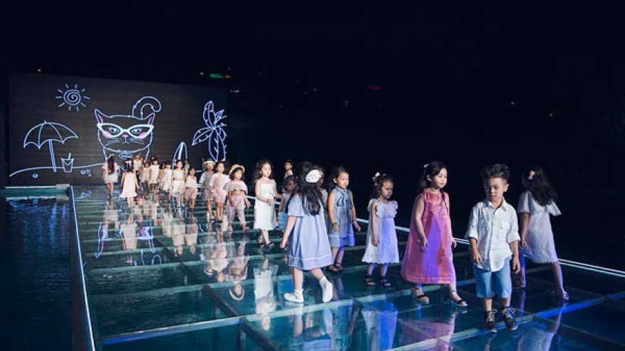 
        Vietnam Junior Fashion Week 2017 to open in HCM City
                              