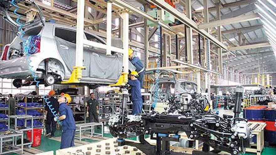 Foreign automobile part makers rush to Vietnam