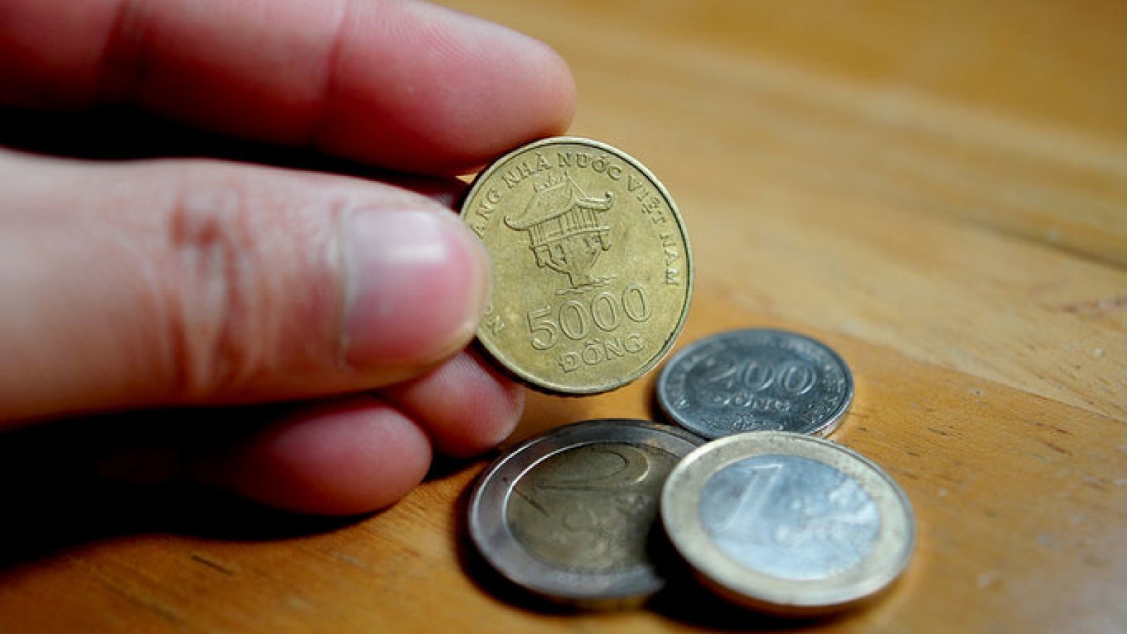 Vietnam to auction unused coin currency as scrap