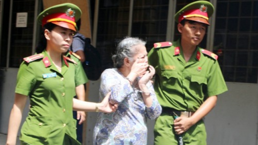 Vietnam sentences 73-yr-old Aussie woman to death for trafficking drugs