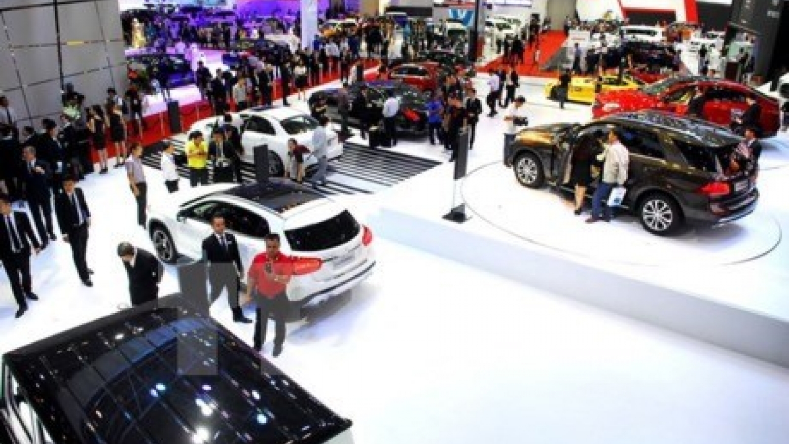 Ministry revises circular to simplify auto imports