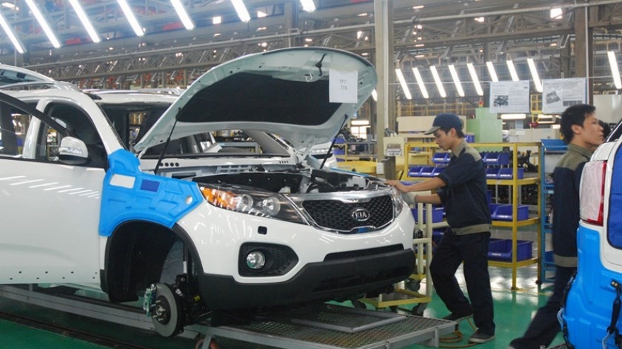  New taxes unlikely to dampen growth in Vietnam's auto market
