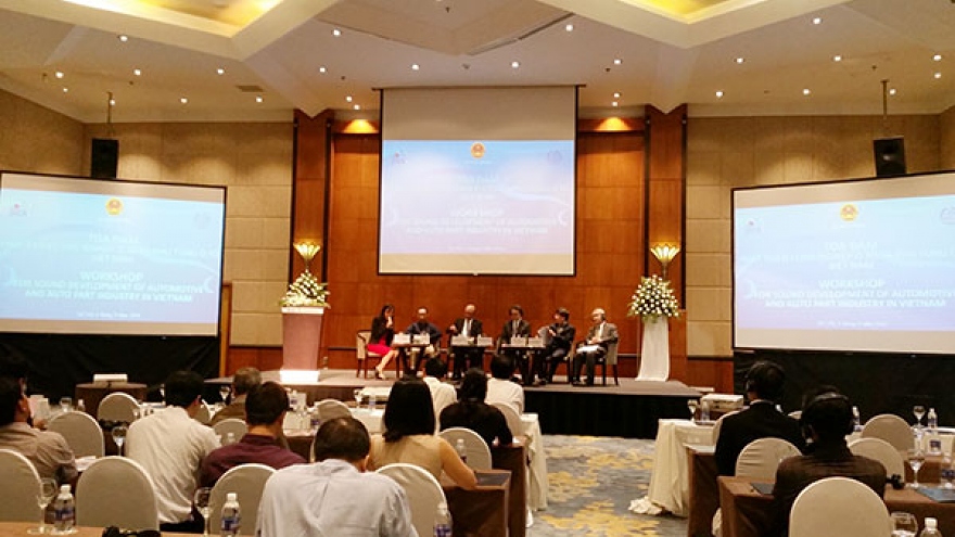 
        Vietnam badly in need of auto parts suppliers
                              