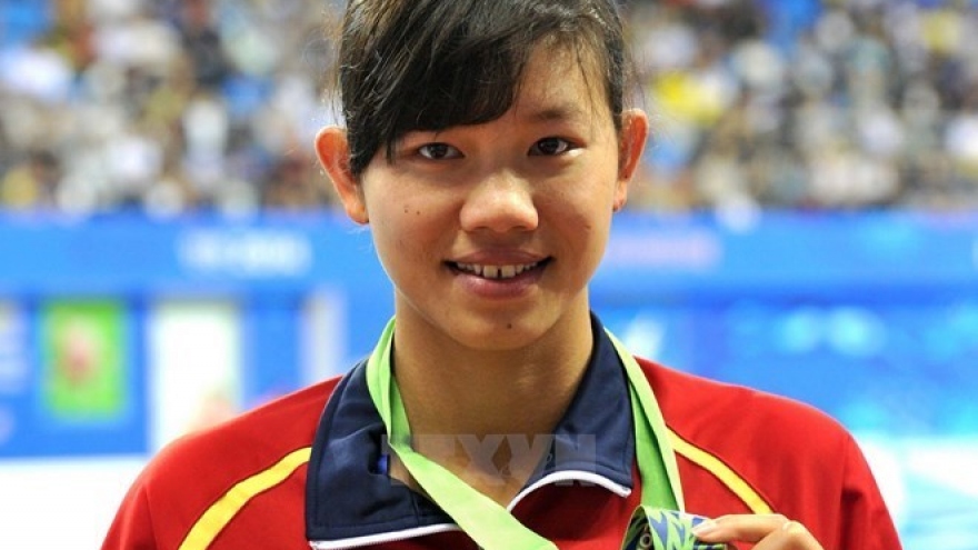 Swimmer Anh Vien sets new Asian record