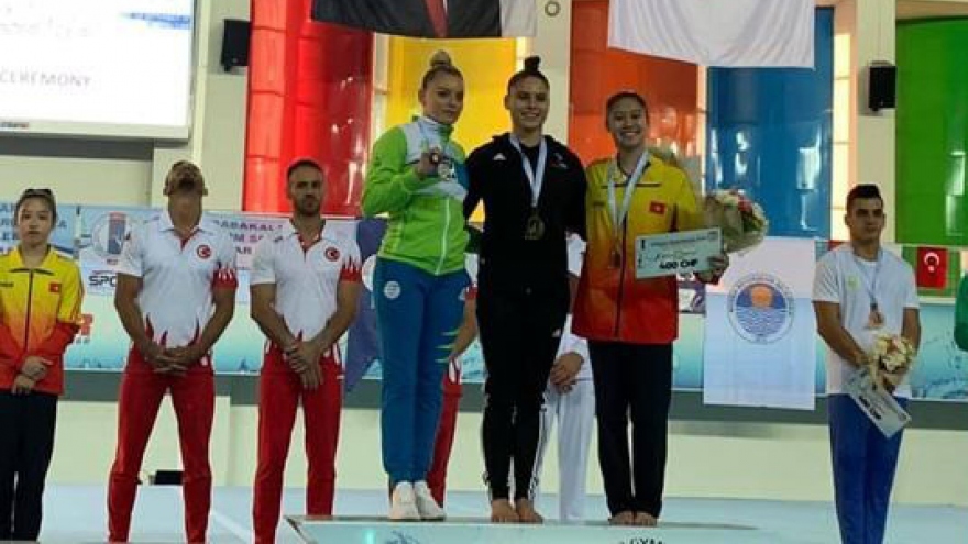 Vietnam wins two medals at World Gymnastics Cup