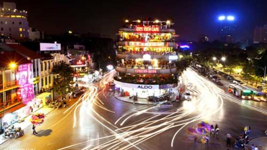 Hanoi - four seasons in one day