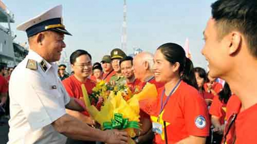 Youth take field trip to Truong Sa Archipelago