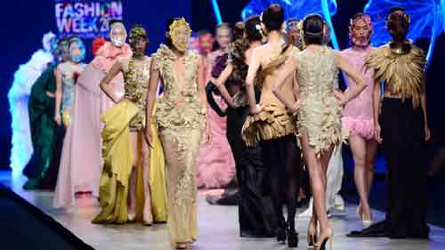 Frederick Lee brings wild designs to Vietnam Int’l Fashion Week