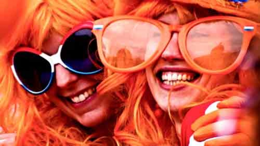 The King’s Day of the Dutch: Time of orange madness!