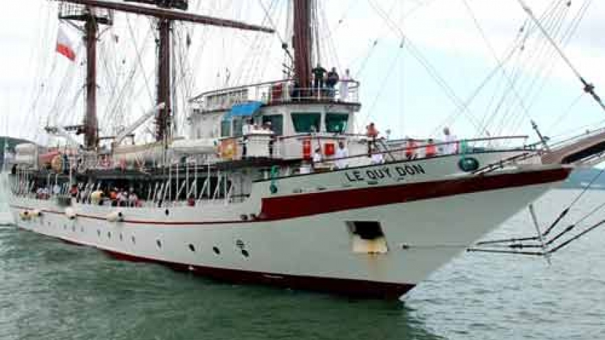 
        Vietnam Navy launches new training vessel
                          
                      