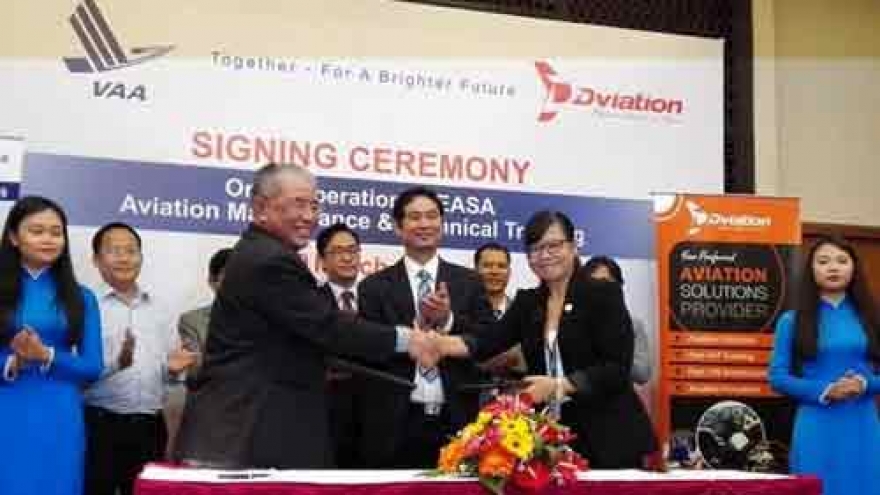 Vietnam signs deal with Malaysia academy for aviation training