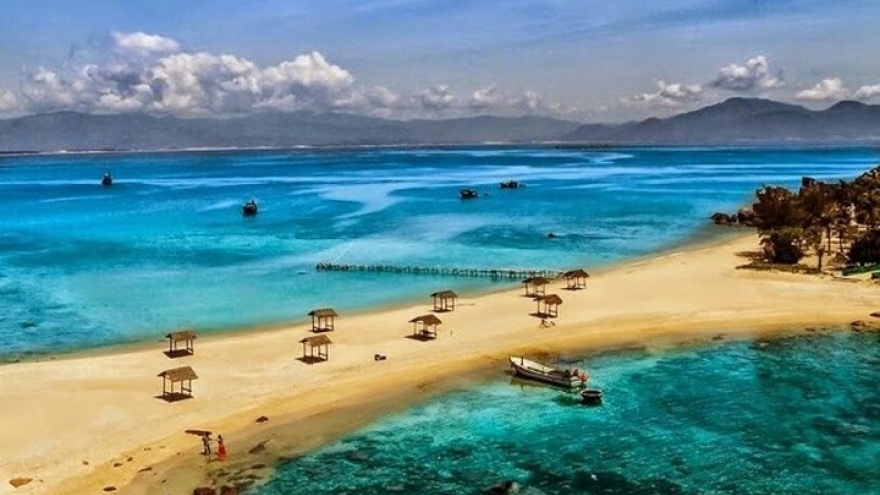 Vietnam’s most beautiful beach paradises for July getaway