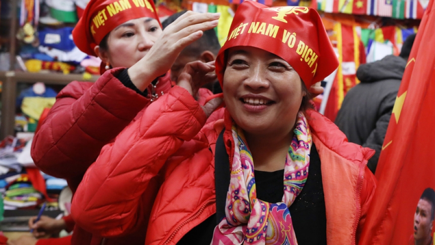 National flags and headbands go on sale ahead of AFF Cup crunch tie