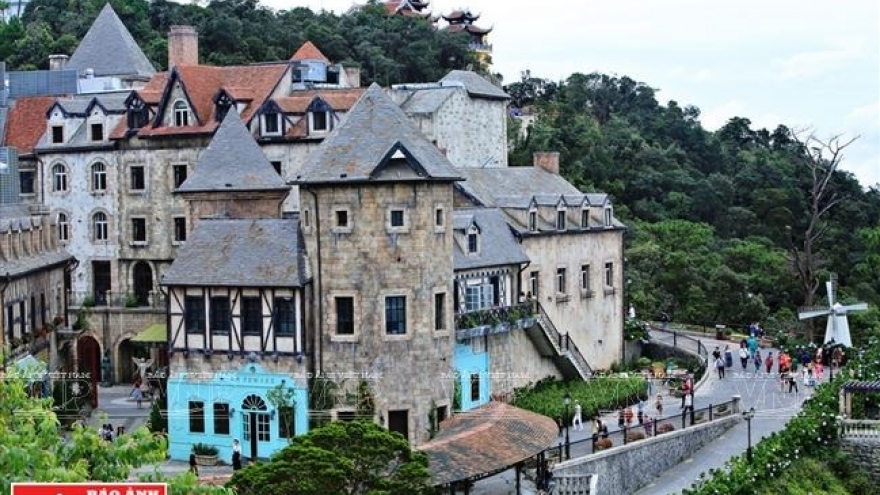 Tourism contributes greatly to Da Nang’s economic development