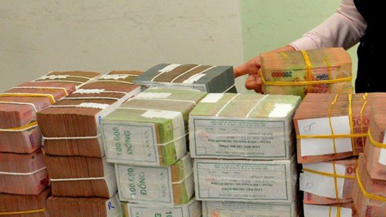 Bank’s bad debt: easier bought than sold