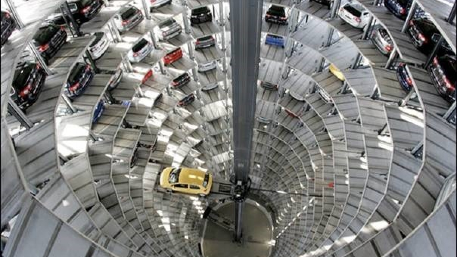 HCM City suggests hospital smart parking