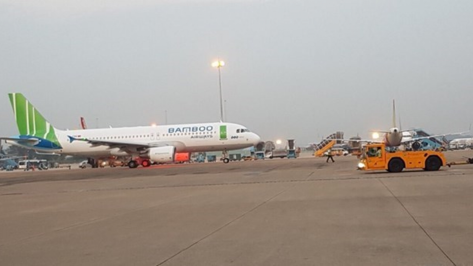 First Bamboo Airways flight takes off