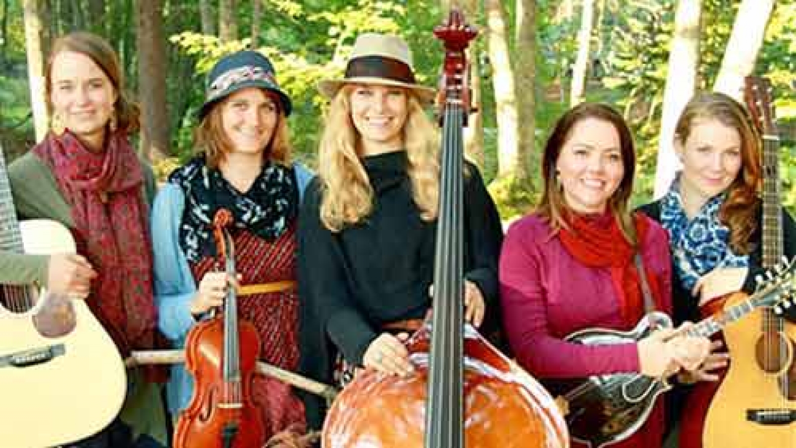 Rootsy Della Mae to bring harmony to Hue Festival 