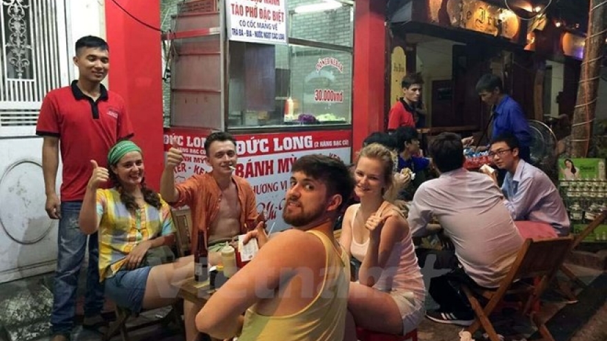 Vietnam listed in top destinations for cheap eats, lodging