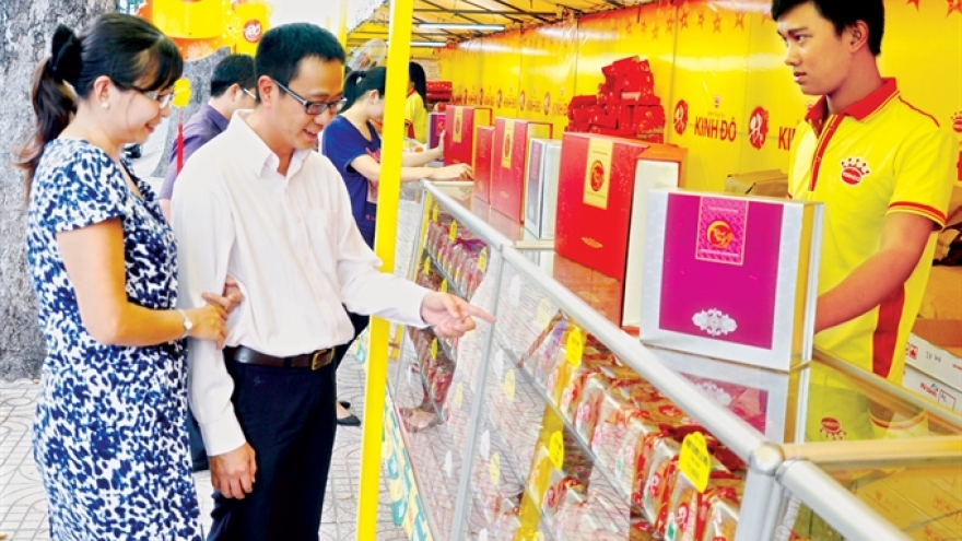 Moon cakes hit the market early