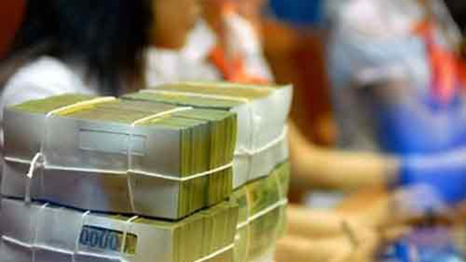 VND deposit interest rates expected to rise 1% in 2016