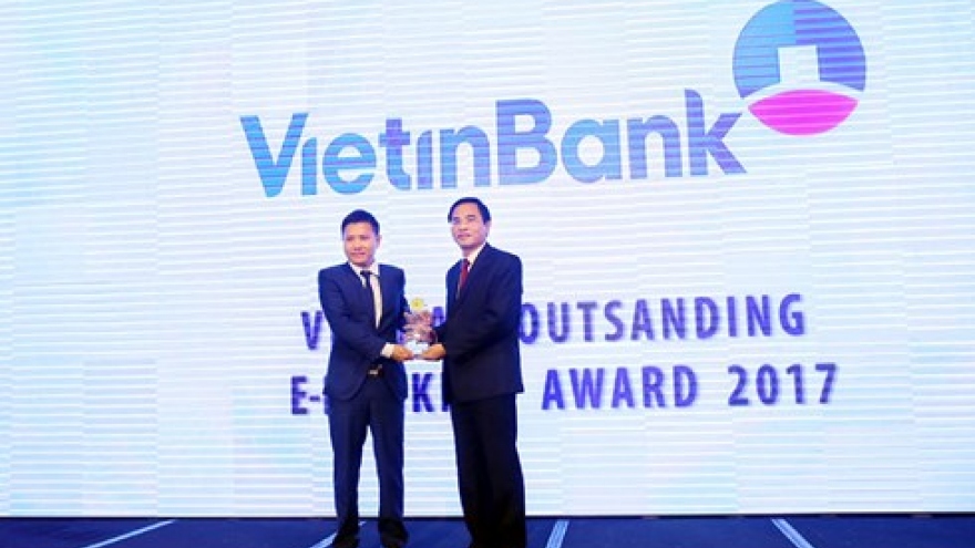 VietinBank wins Vietnam Outstanding E-Banking Award 2017