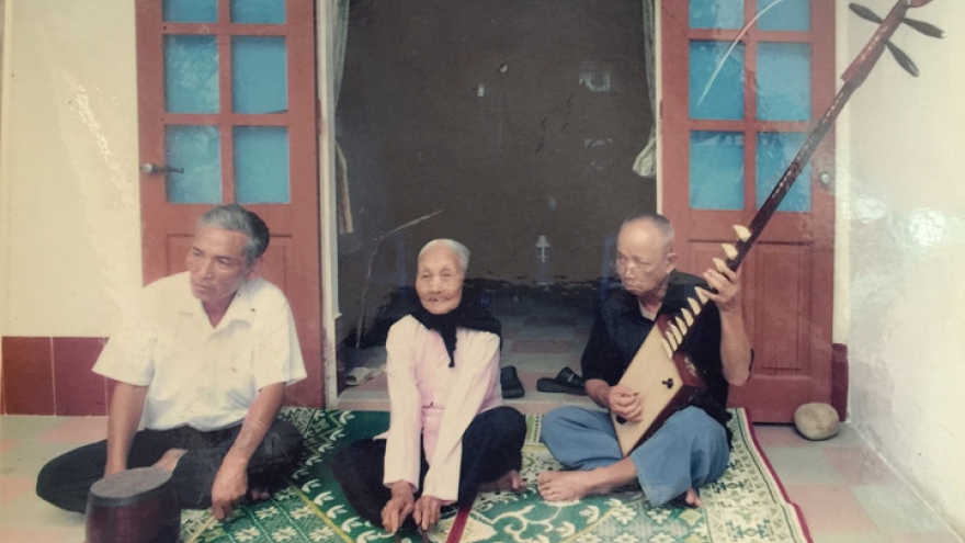 People’s Artist preserves folk singing of Quang Ninh province