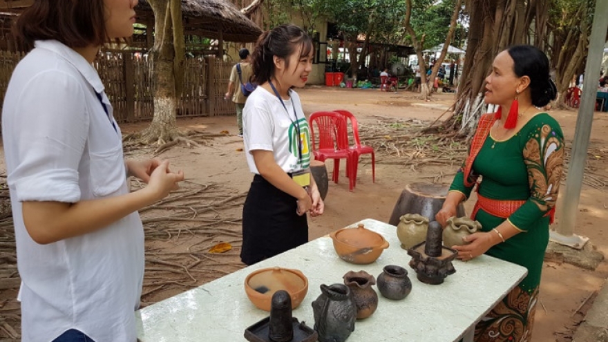 Bau Truc pottery applied for UNESCO recognition as intangible cultural heritage