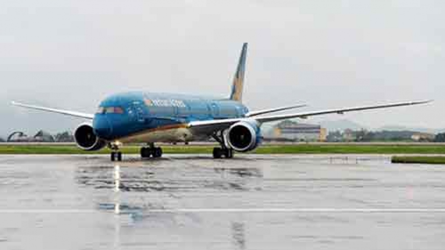 More flights delayed, canceled due to typhoon Mirinae