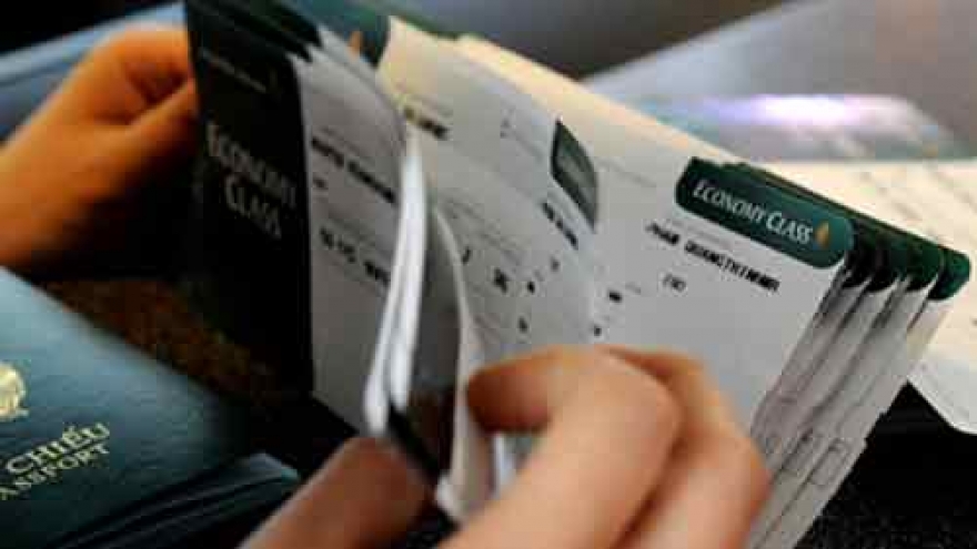 Air passengers enjoy much discount this autumn