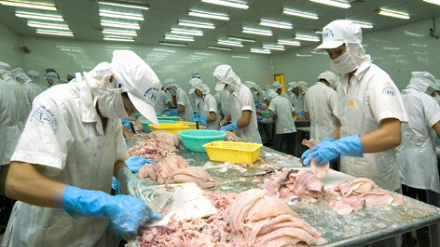 Seafood exports plunge 14% year-on-year 