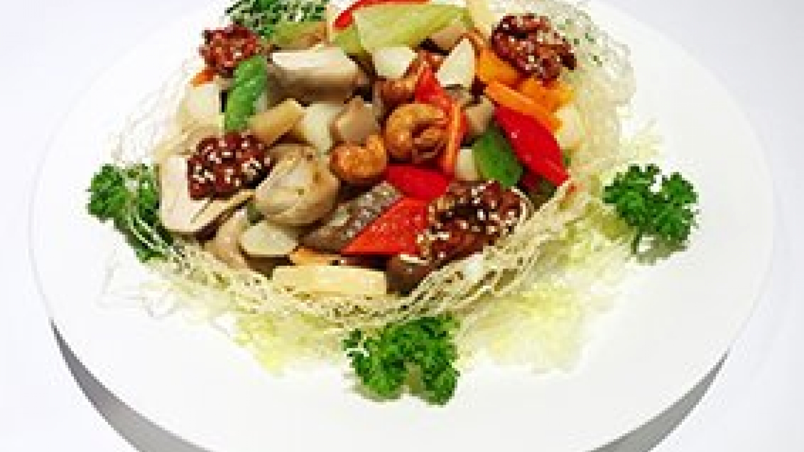 Eastin Grand Hotel introduces Vu Lan Festival favorites