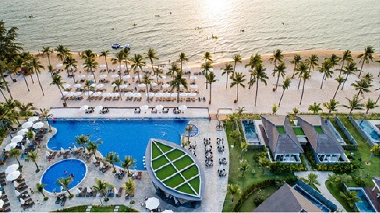 Foreign investors take a shine to VN property market