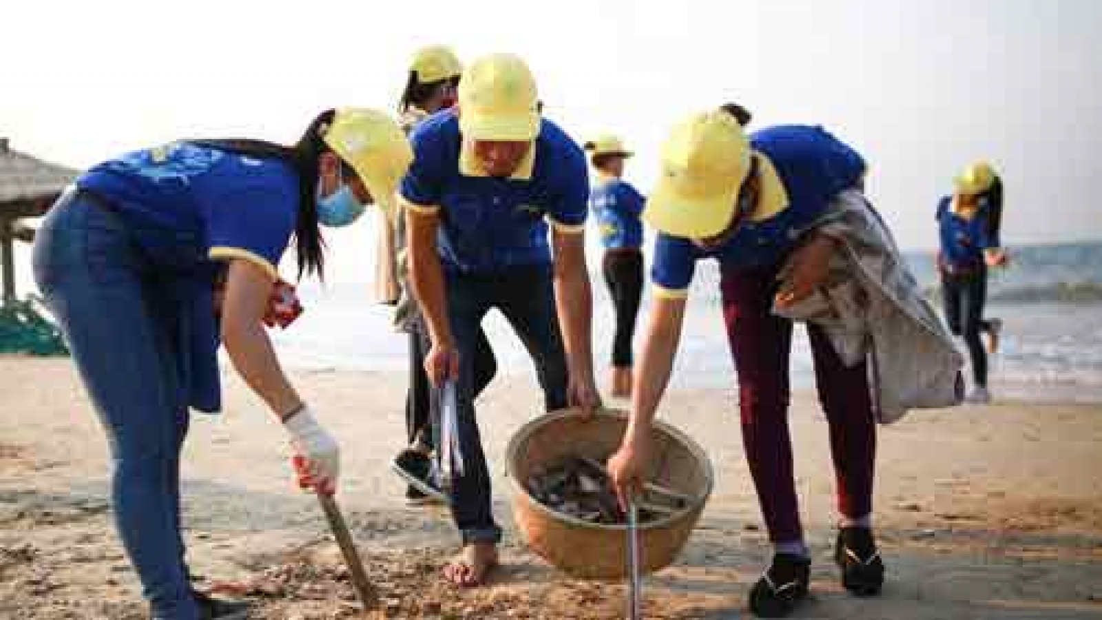 Biggest ever beach cleanup launched