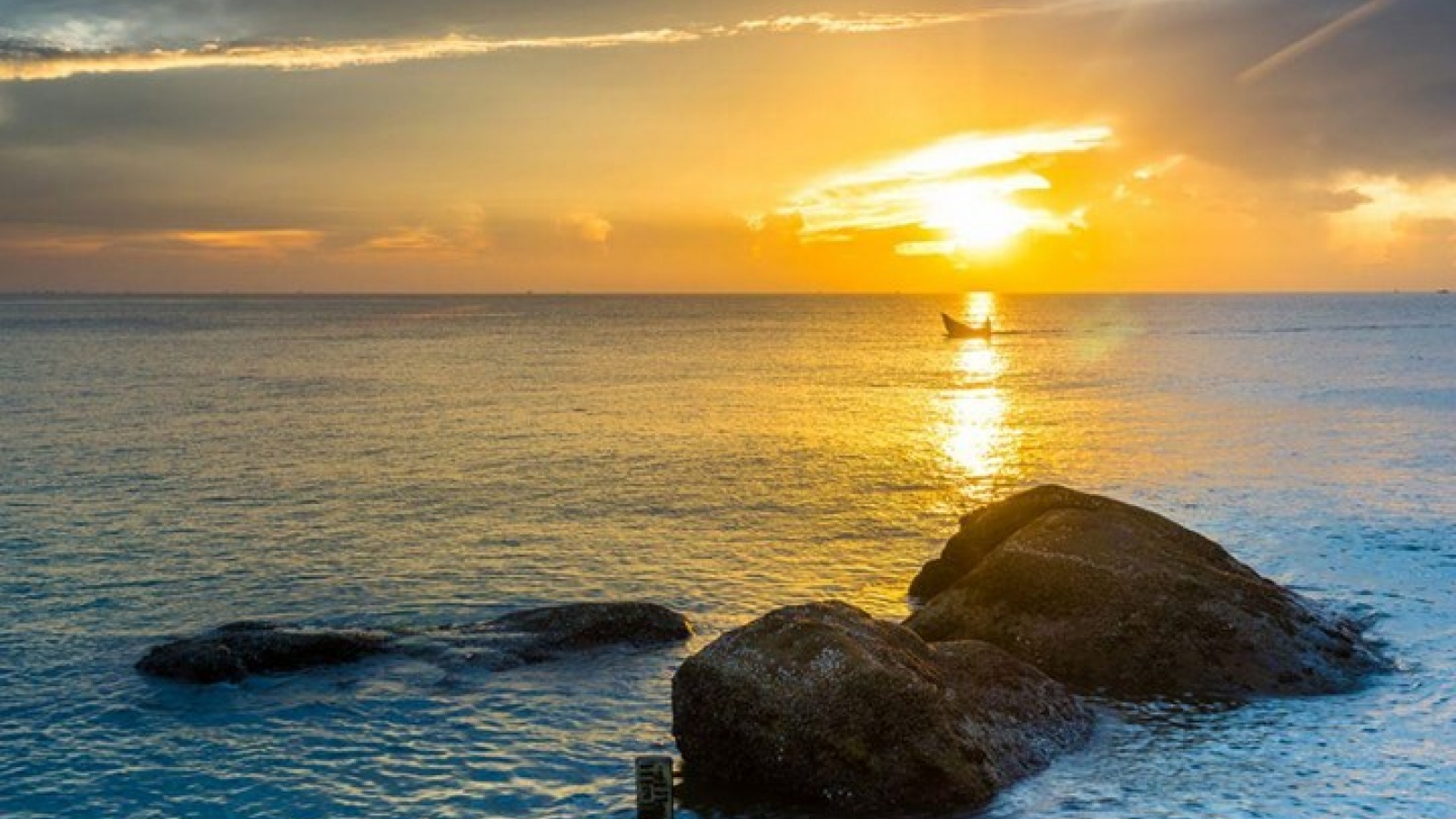 Perfect beaches for a relaxing break in northern Vietnam