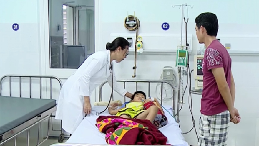 Hand, foot and mouth disease rises sharply in Vinh Long