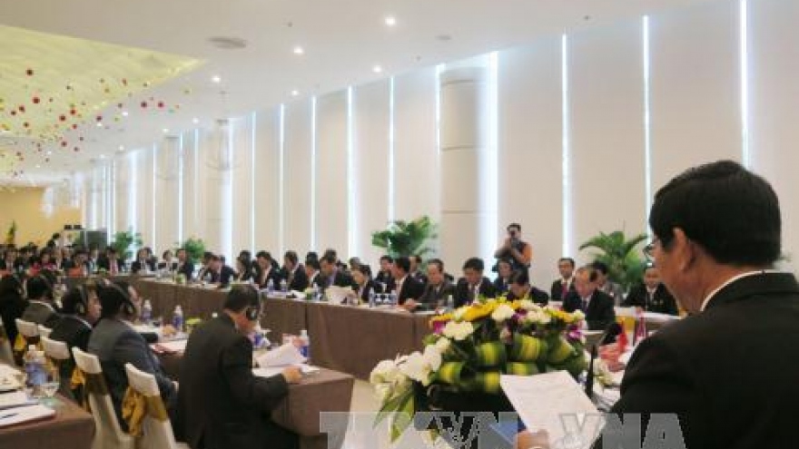 CLV justice institutions attend a round-table meeting