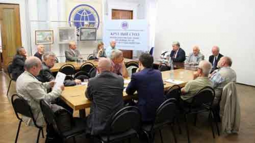 
        Russian experts talk legal path to peace, stability in East Sea
                              