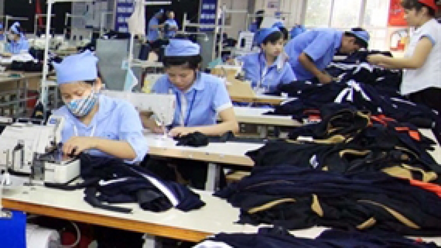 Clothing likely to remain top export: HSBC